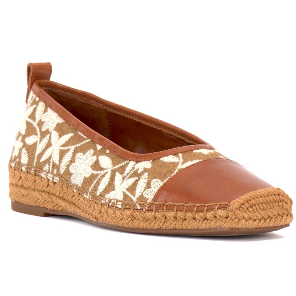 Vince Camuto Brown and Cream Floral Flats
